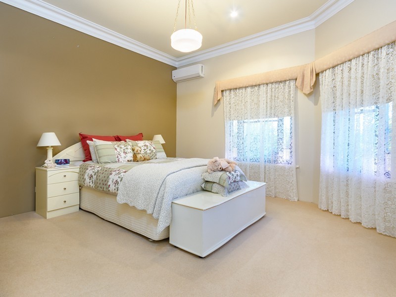 6 Cuvier Rise, Jane Brook WA 6056