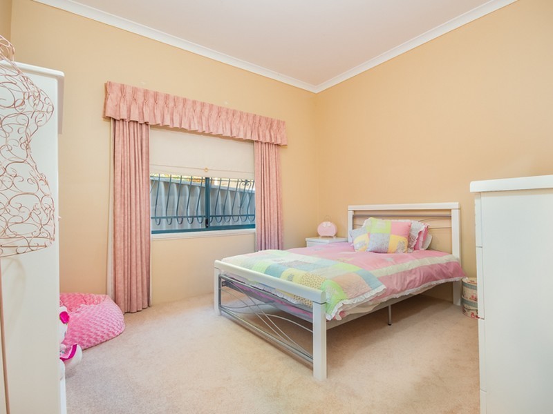 6 Cuvier Rise, Jane Brook WA 6056