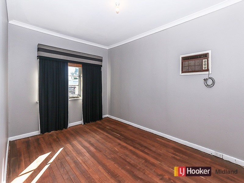 2 Coolga Road, Koongamia WA 6056