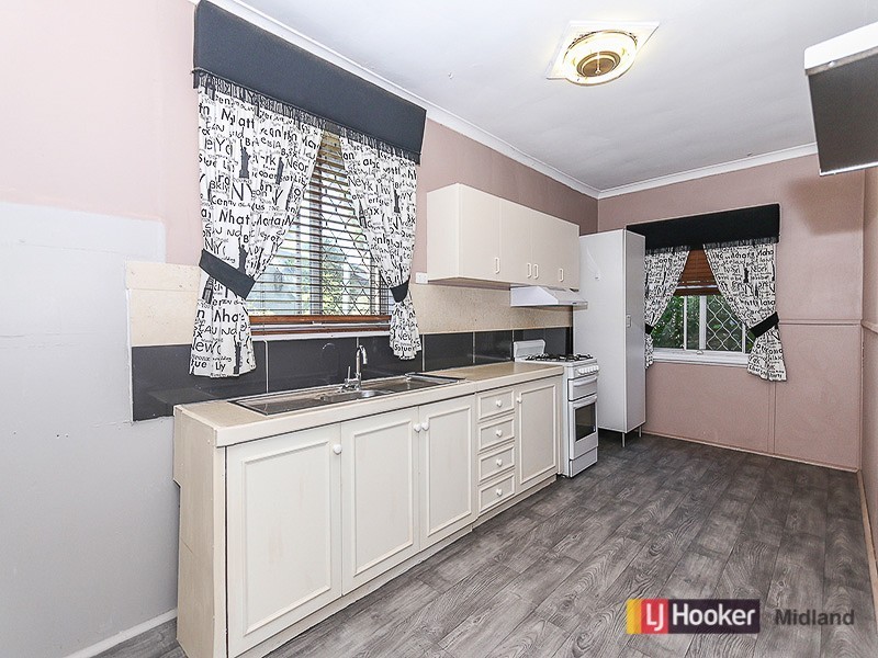 2 Coolga Road, Koongamia WA 6056