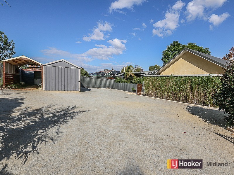 2 Coolga Road, Koongamia WA 6056