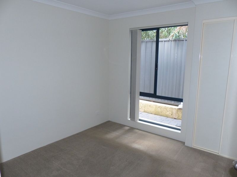 Unit 2/25 Wroxton Street, Midland WA 6056