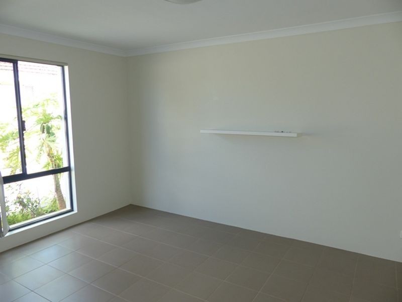 Unit 2/25 Wroxton Street, Midland WA 6056
