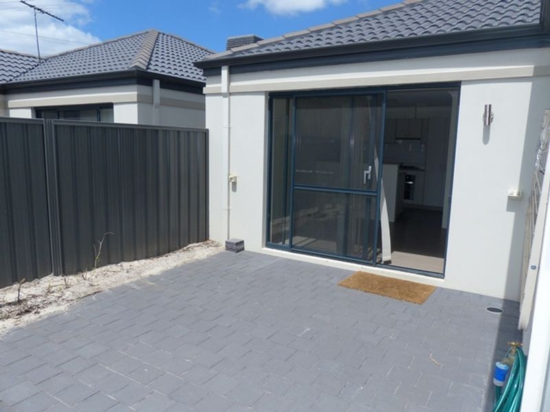 Unit 2/25 Wroxton Street, Midland WA 6056