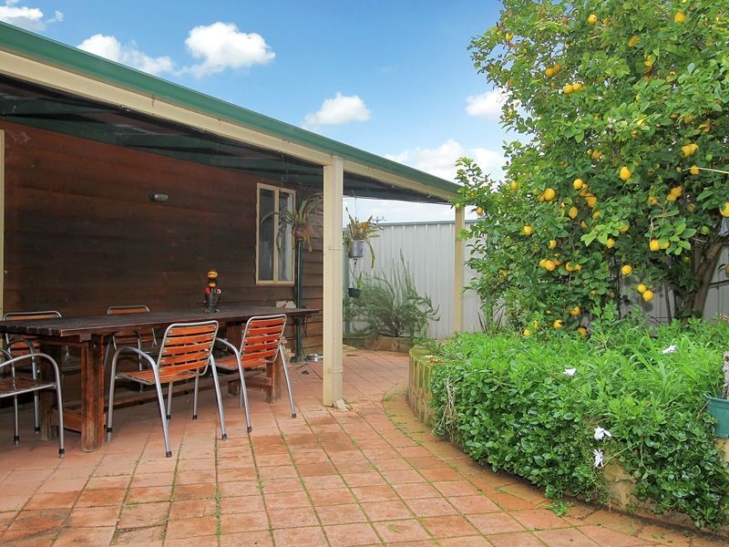 98 Talbot Road, Swan View WA 6056