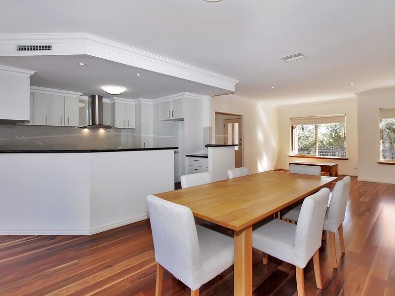 14 Muja Lane, Baskerville WA 6056