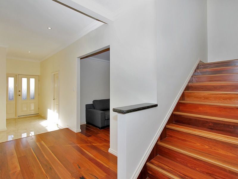 14 Muja Lane, Baskerville WA 6056