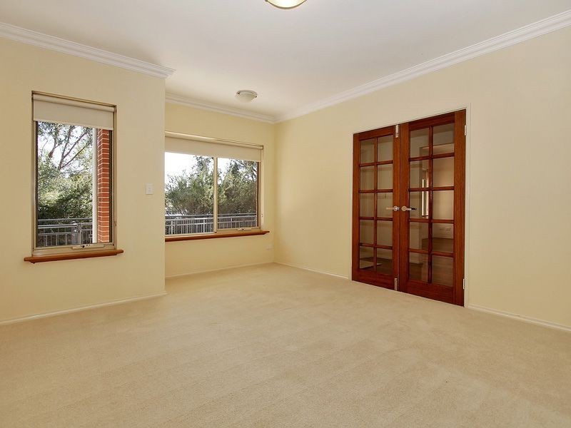 14 Muja Lane, Baskerville WA 6056