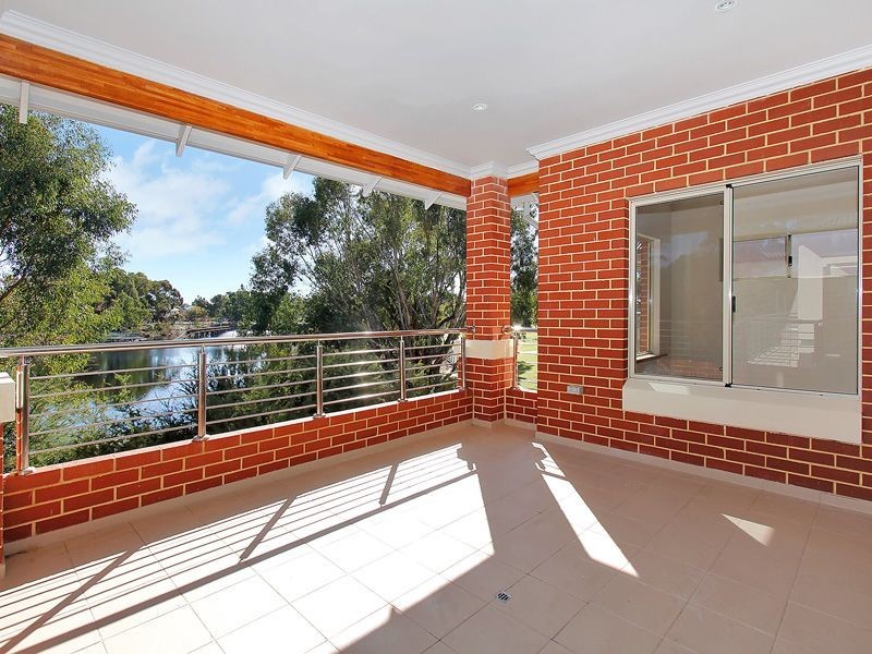 14 Muja Lane, Baskerville WA 6056