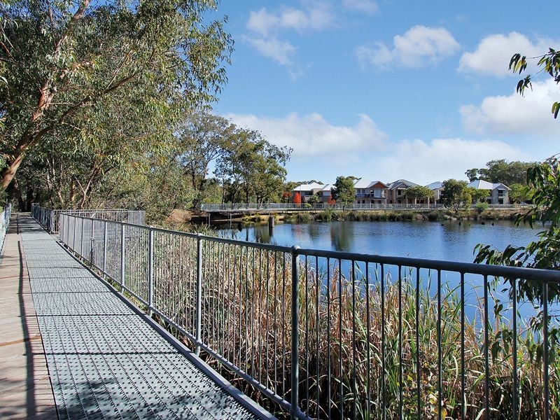 14 Muja Lane, Baskerville WA 6056
