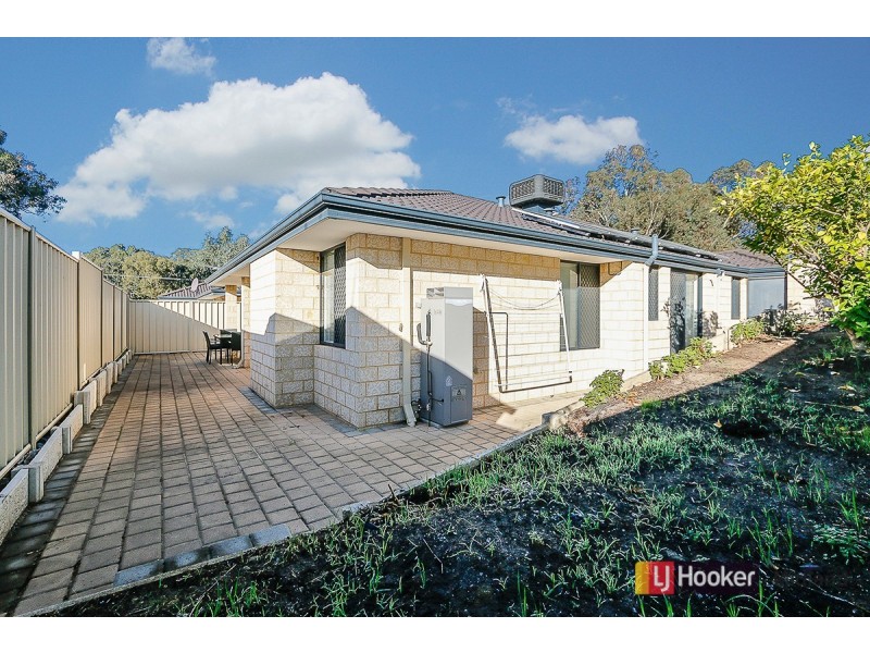 Unit 4/42 Holmesdale Road, Woodbridge WA 6056