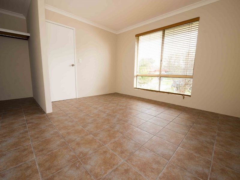 11 Hume Court, Midland WA 6056