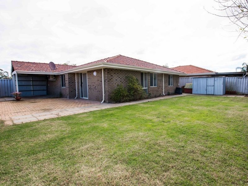 11 Hume Court, Midland WA 6056