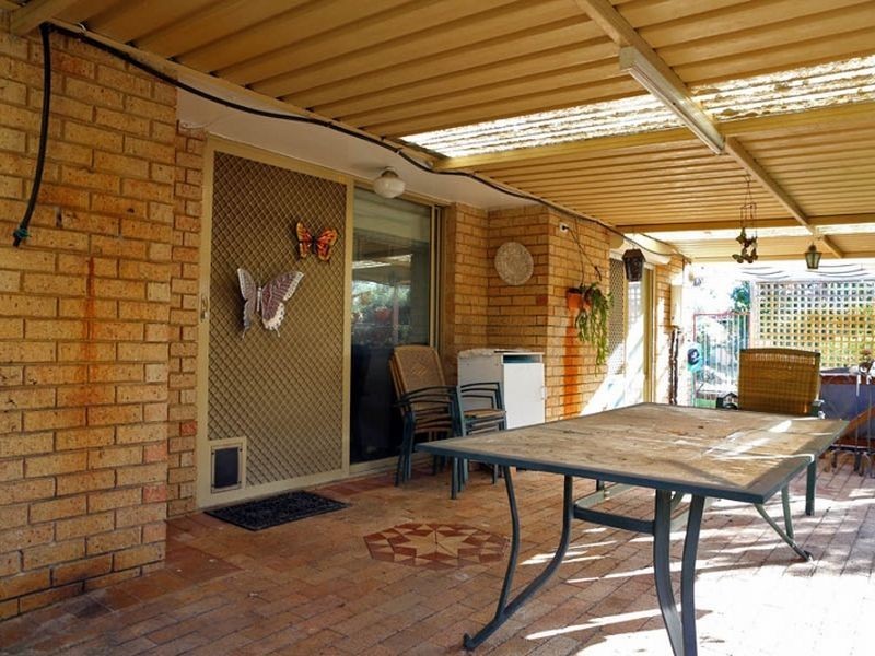 4 Egan Place, Midland WA 6056