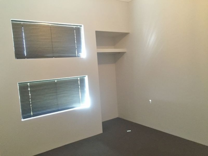 219 Suffolk Street, Caversham WA 6055