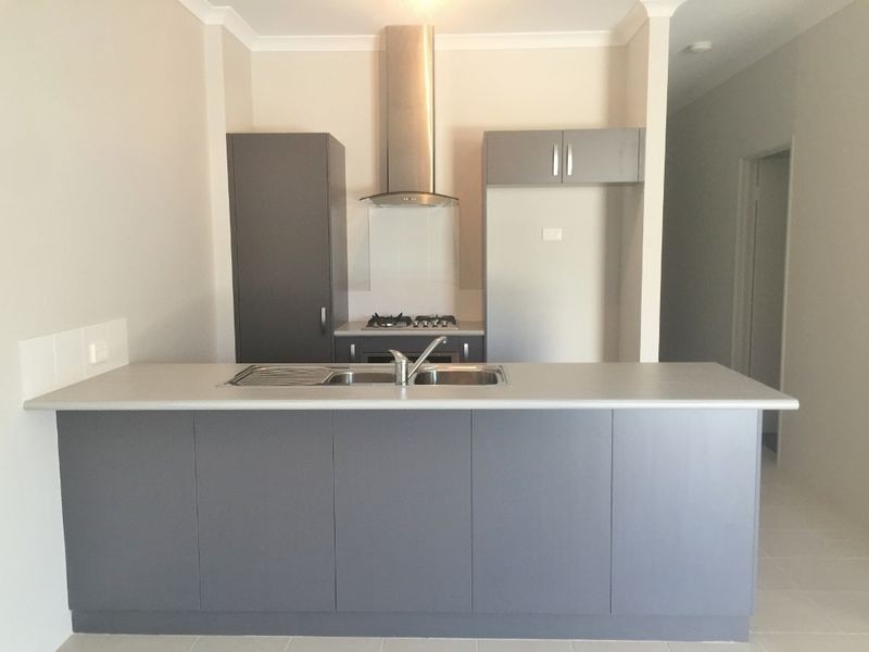 219 Suffolk Street, Caversham WA 6055