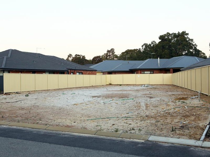 6 Gilba Place, Maida Vale WA 6057