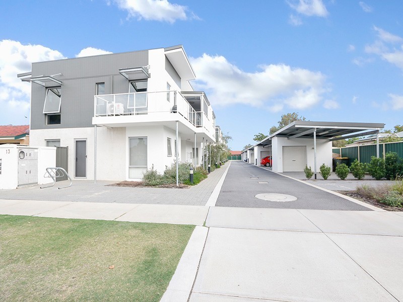 Unit 16/13 Spring Avenue, Midland WA 6056