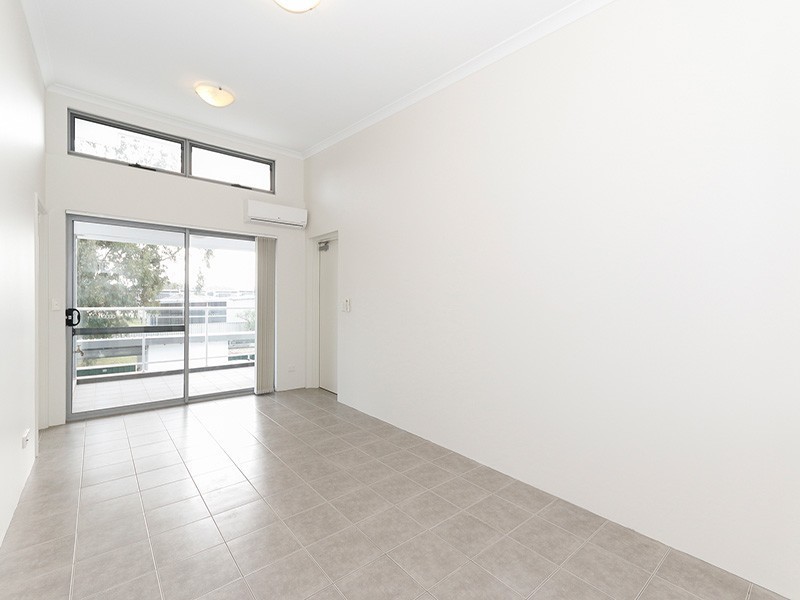 Unit 16/13 Spring Avenue, Midland WA 6056