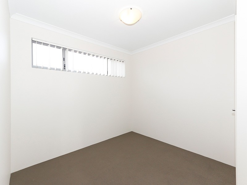 Unit 16/13 Spring Avenue, Midland WA 6056