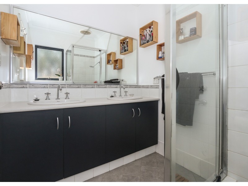 25A Wellaton Street, Midvale WA 6056