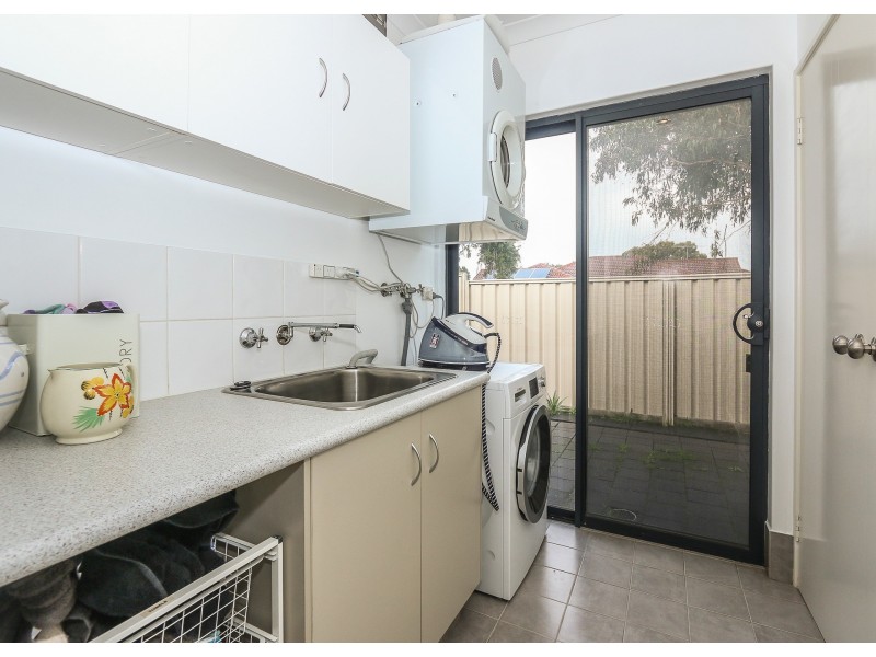 25A Wellaton Street, Midvale WA 6056