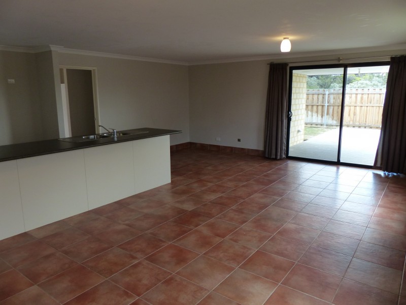 37 Chandala Turn, Ellenbrook WA 6069