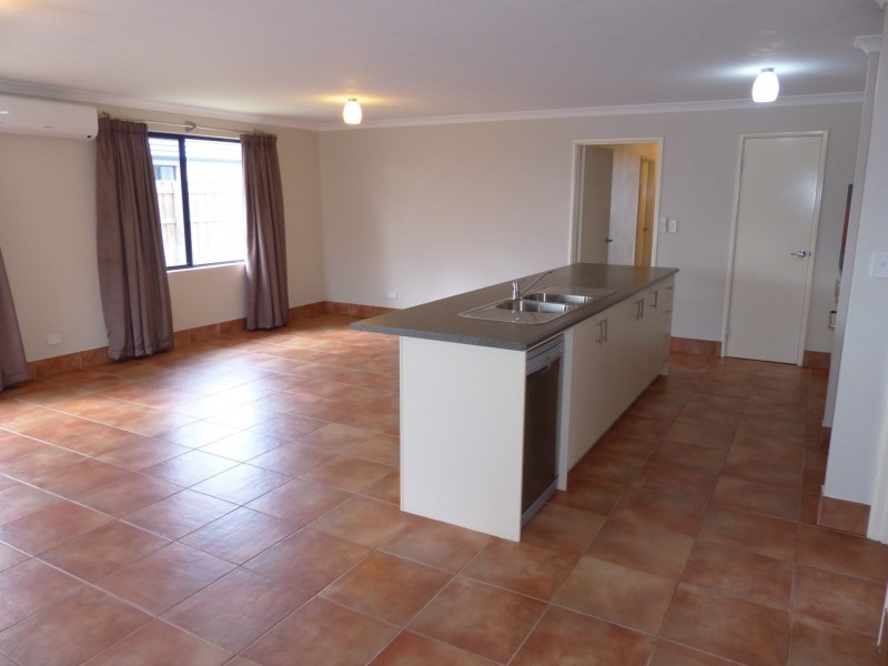 37 Chandala Turn, Ellenbrook WA 6069