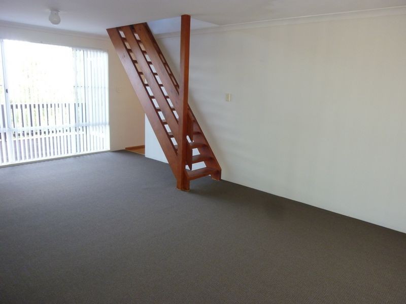 1 Easton Crt, Boya WA 6056