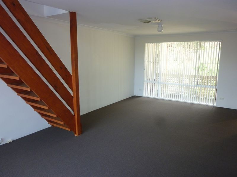 1 Easton Crt, Boya WA 6056