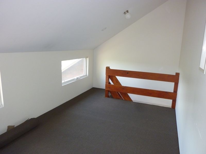 1 Easton Crt, Boya WA 6056