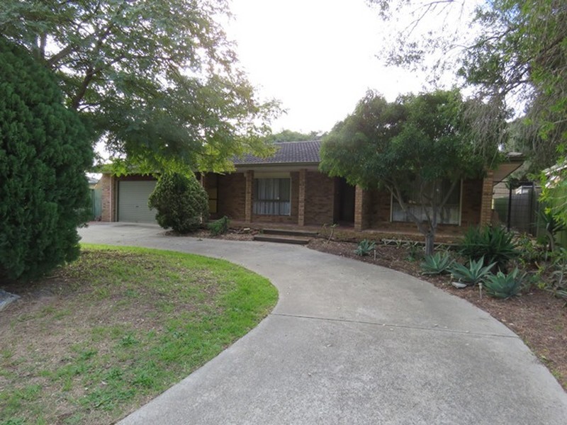 56 Sussex Road, Forrestfield WA 6058