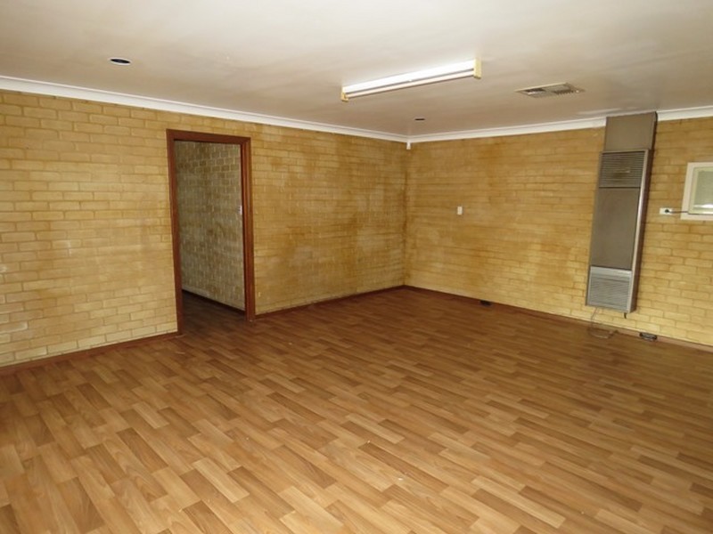 56 Sussex Road, Forrestfield WA 6058