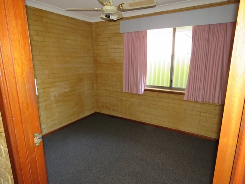 56 Sussex Road, Forrestfield WA 6058