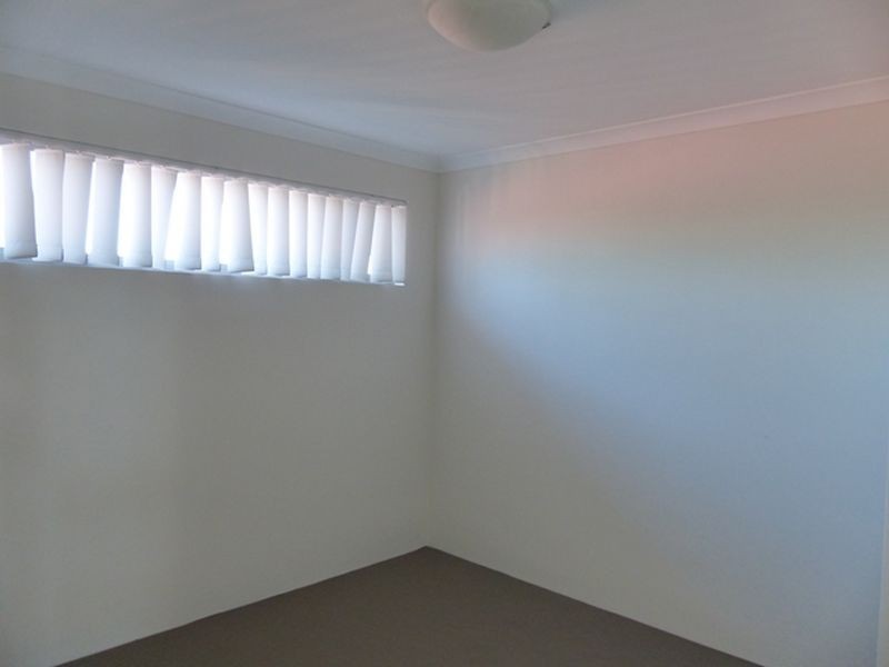 4/13 Spring Avenue, Midland WA 6056