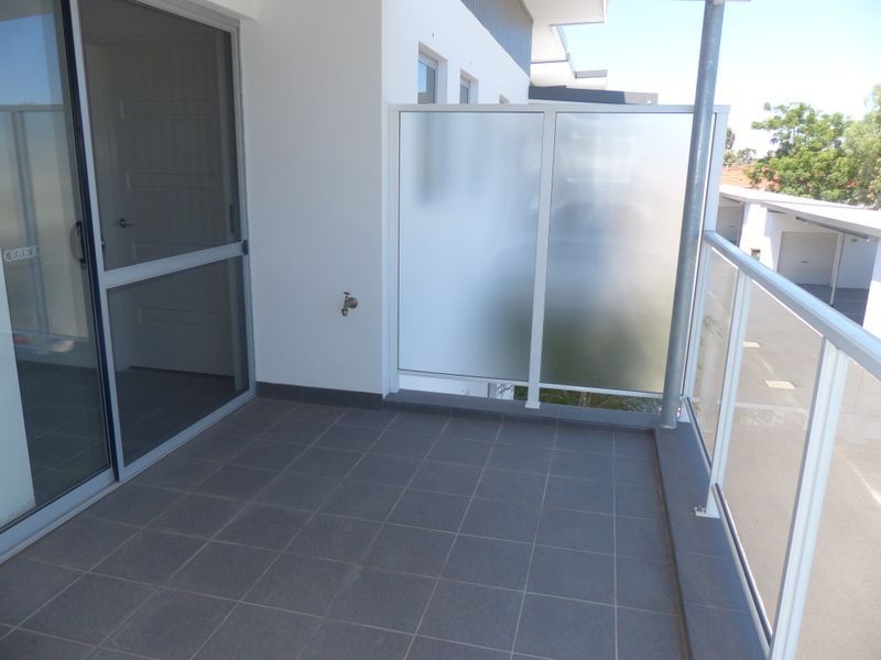 4/13 Spring Avenue, Midland WA 6056