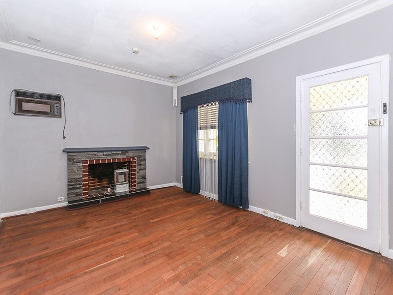 2 Coolga Road, Koongamia WA 6056