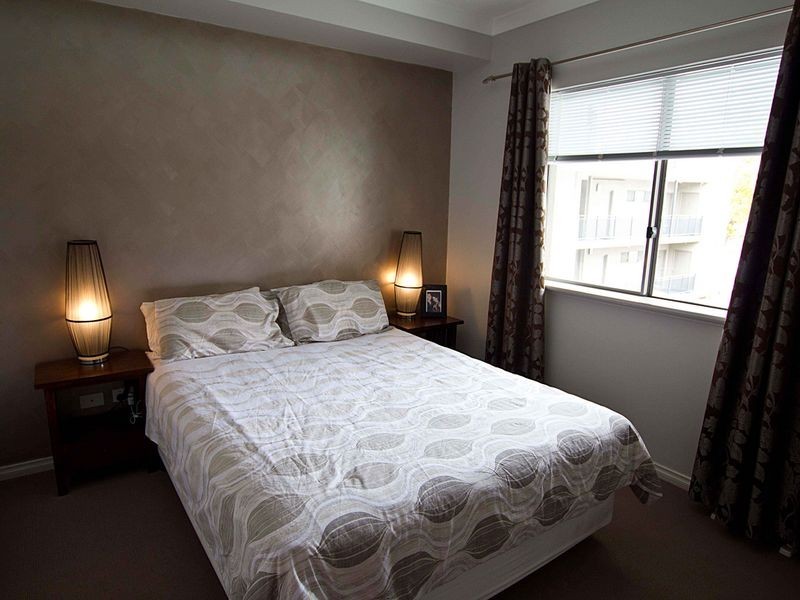 U24/42 The Crescent, Midland WA 6056