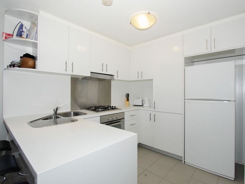 U24/42 The Crescent, Midland WA 6056