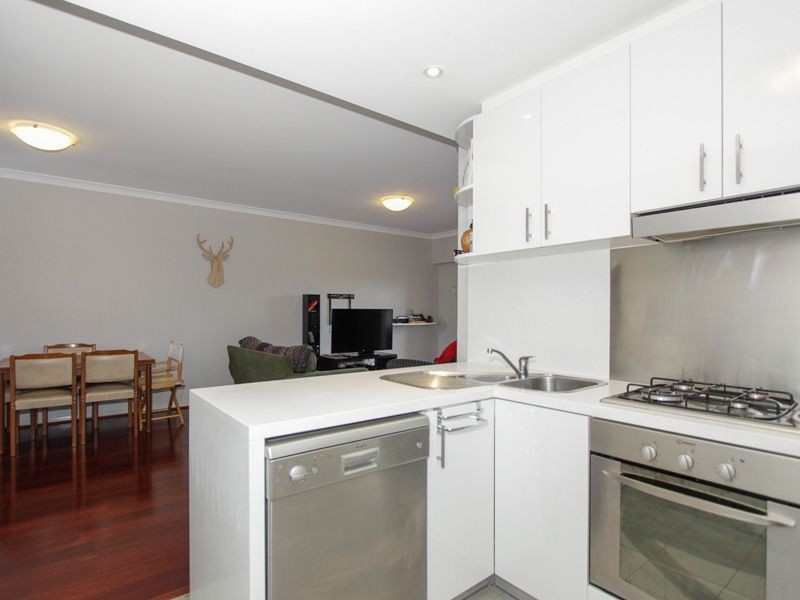 U24/42 The Crescent, Midland WA 6056