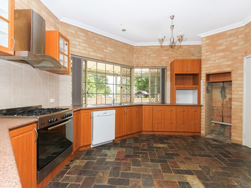 88 Farrall Road, Midvale WA 6056