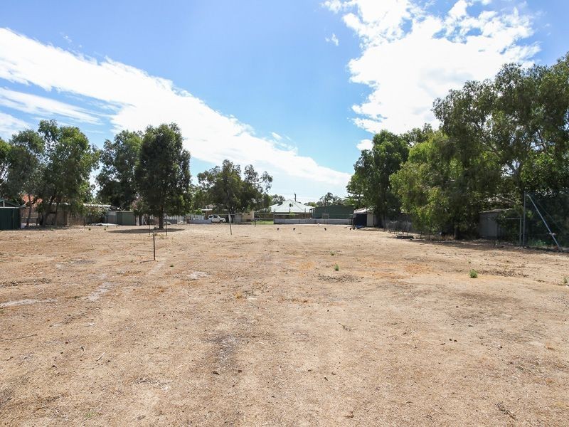 88 Farrall Road, Midvale WA 6056