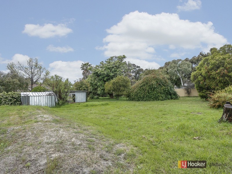 18 Christina Street, Hazelmere WA 6055