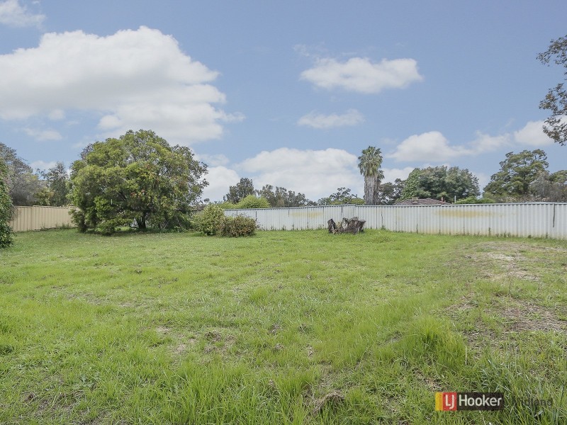 18 Christina Street, Hazelmere WA 6055