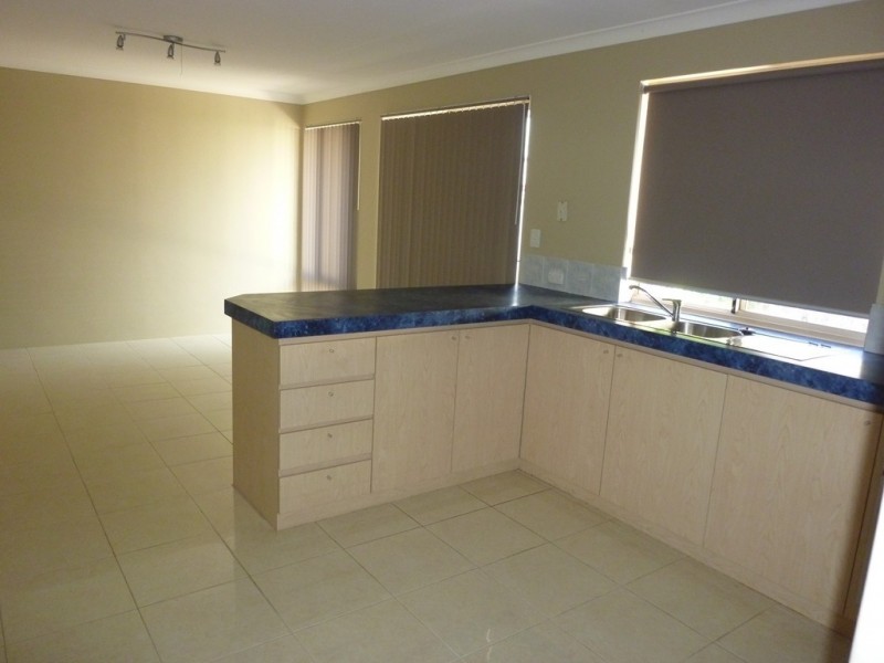 3 Karbar Pass, Ellenbrook WA 6069