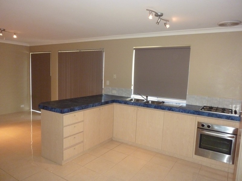 3 Karbar Pass, Ellenbrook WA 6069