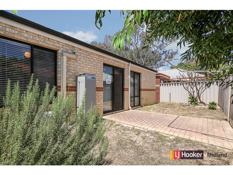 Unit 2/28 Holmesdale Road, Woodbridge WA 6056