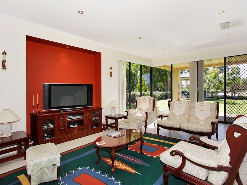 20 Santorini Turn, Ellenbrook WA 6069