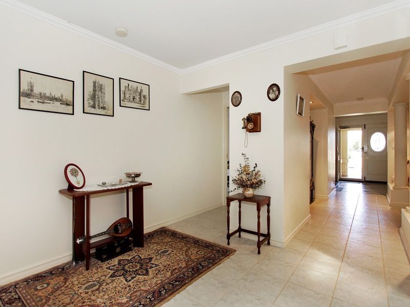 20 Santorini Turn, Ellenbrook WA 6069