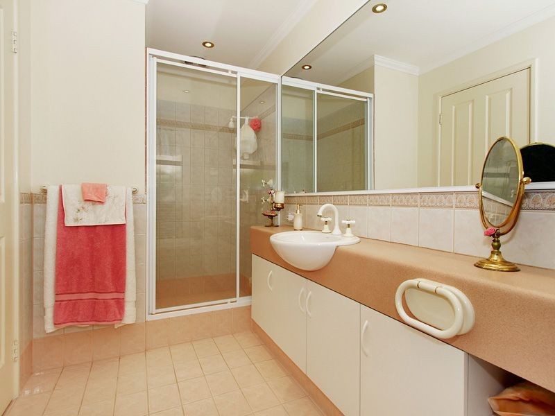 20 Santorini Turn, Ellenbrook WA 6069